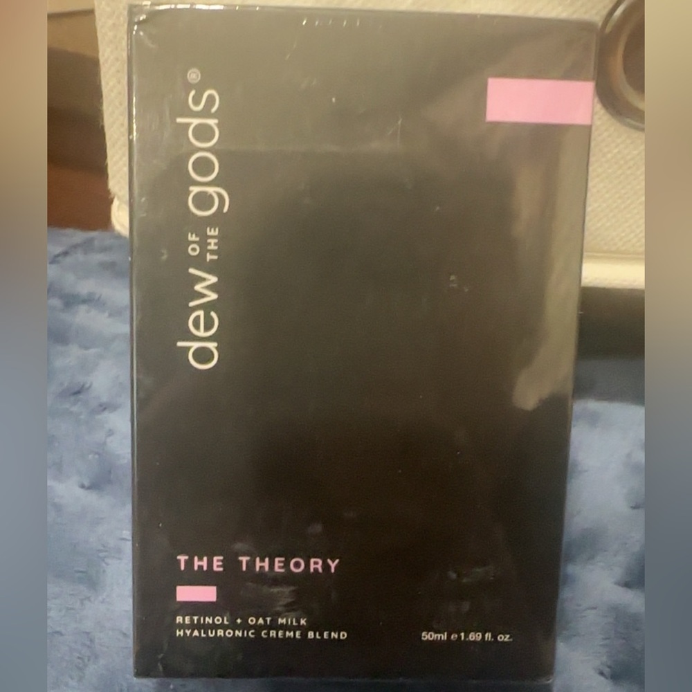 NEW The Theory™ Retinol Creme Blend Dew of the Gods